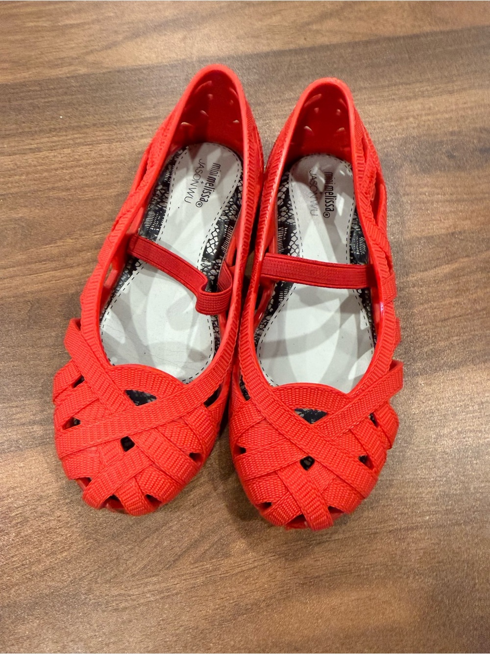 Mini Melissa + Jason Wu 12 Girls' Red Mary Jane Flats -